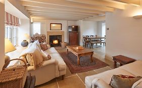 Host & Stay - The Cobbles